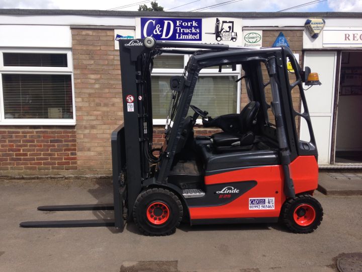 Linde E25-01