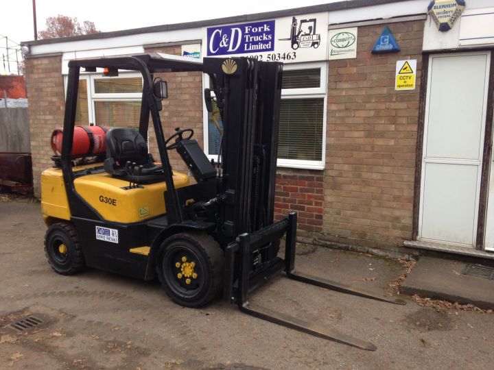 Daewoo Doosan G30E-3