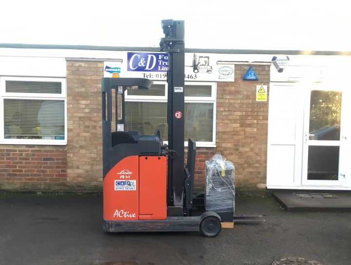 Linde R14 Reach Truck