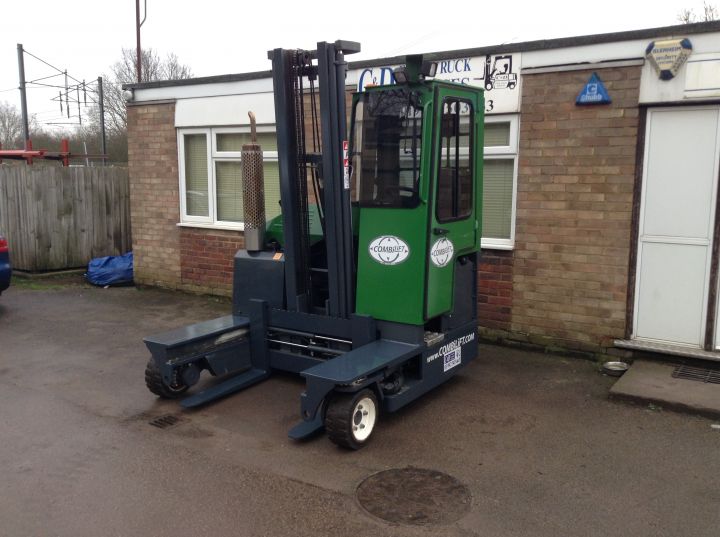 Combilift C2500