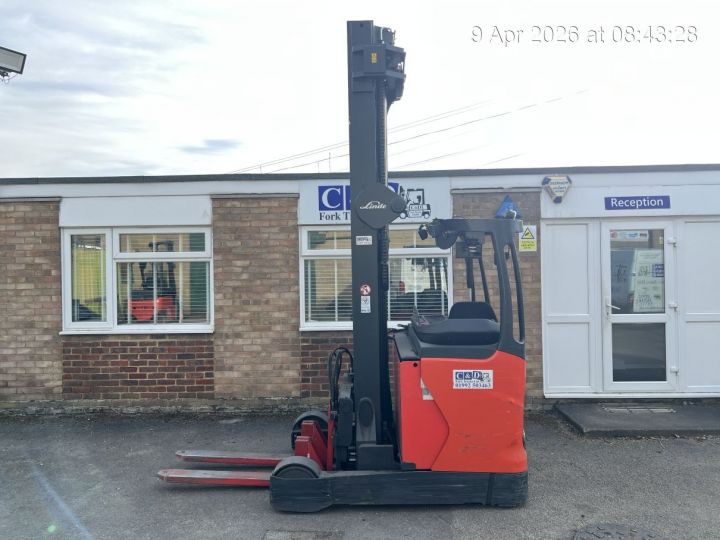 Linde R20-01 1120 with Kooi Forks