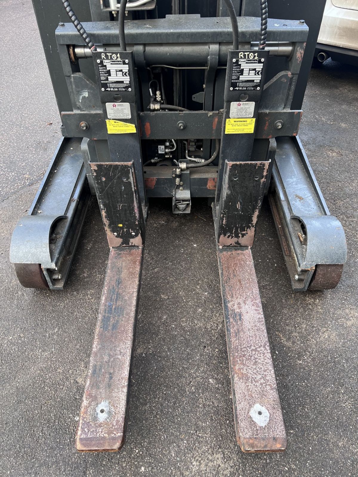 Linde R16HD-01 1120 with Kooi Forks 9955mm Lift Height